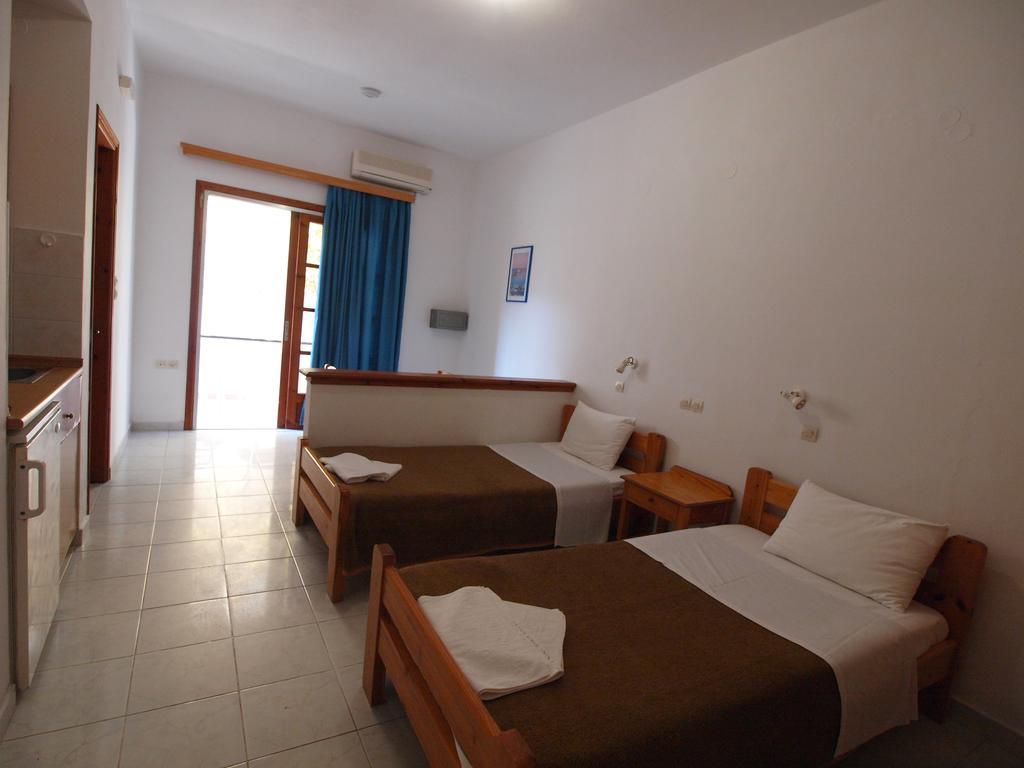 Irini Apartments Platanés 部屋 写真